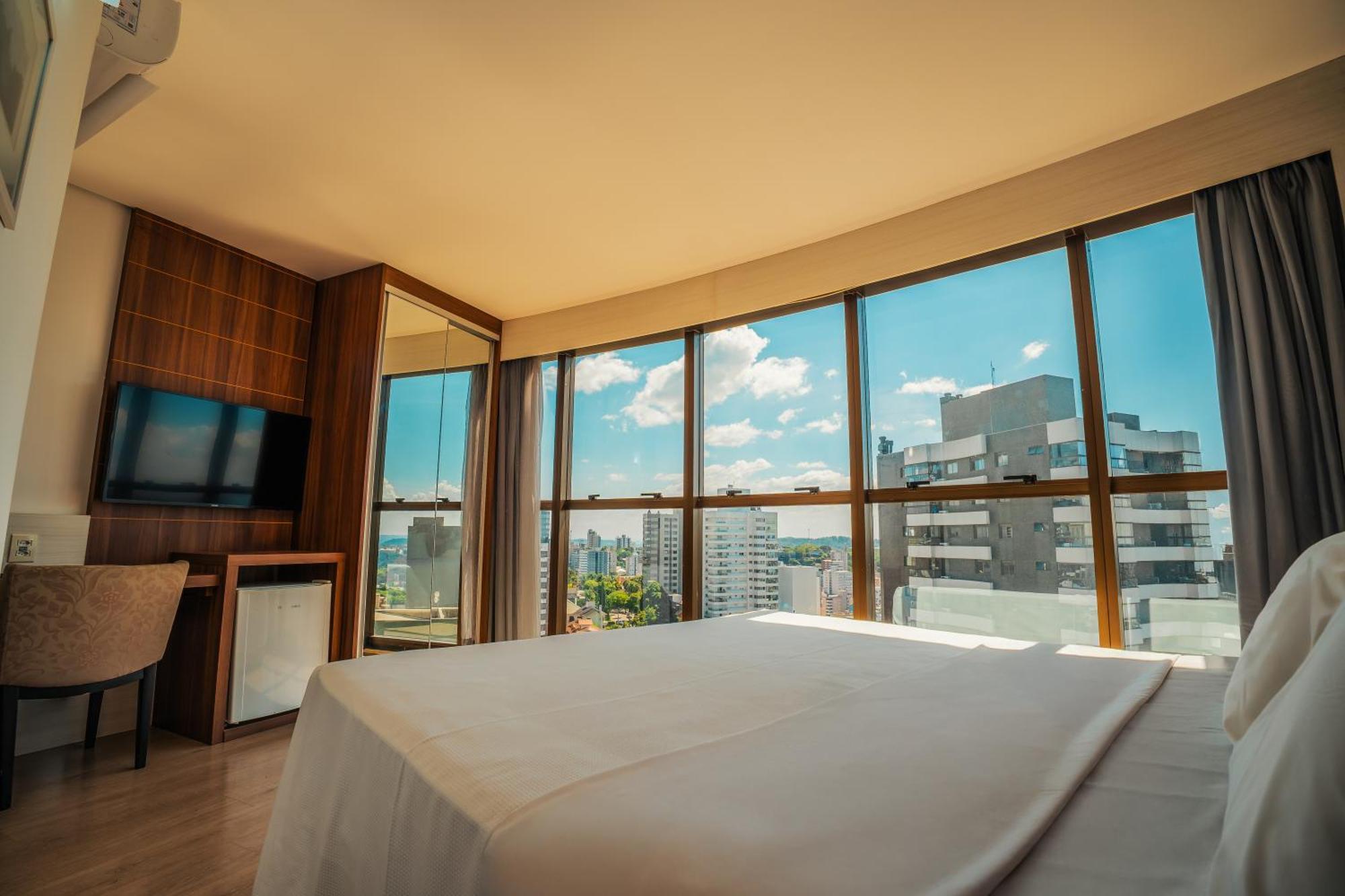 Hotel Laghetto Bento เบงโต กองซัลเวส ภายนอก รูปภาพ