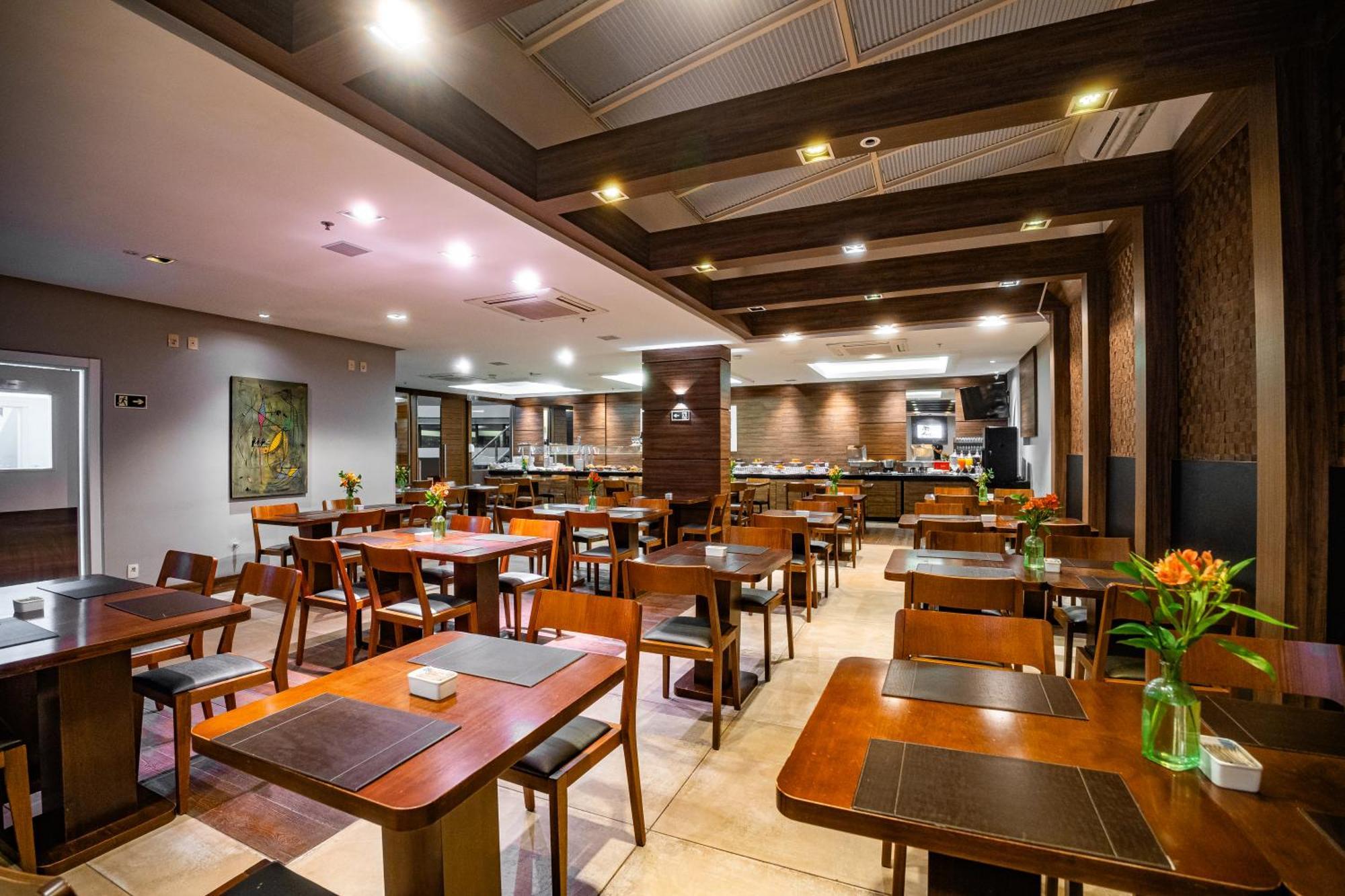 Hotel Laghetto Bento เบงโต กองซัลเวส ภายนอก รูปภาพ