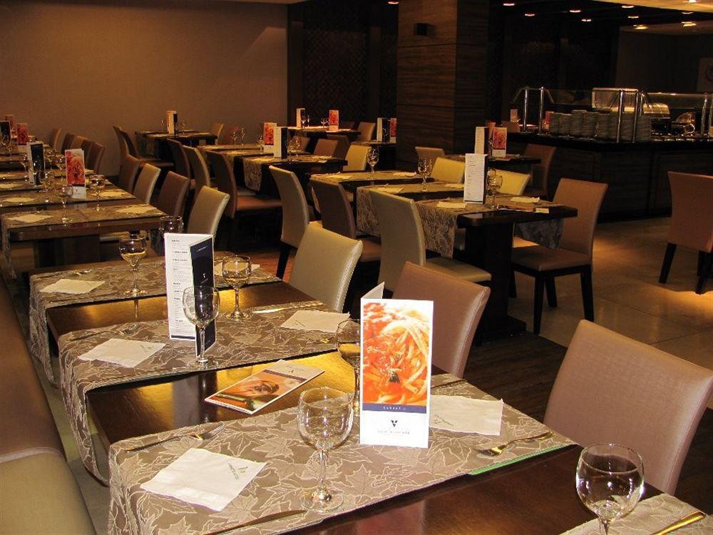 Hotel Laghetto Bento เบงโต กองซัลเวส ภายนอก รูปภาพ